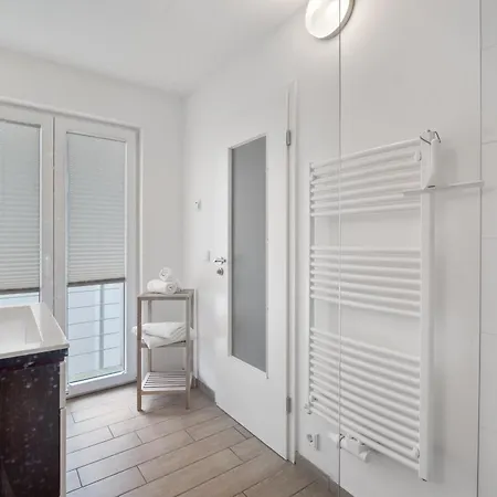 Ganzes - Grosse Stadtidylle Im Zentrum エアフルト