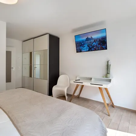 Ganzes - Grosse Stadtidylle Im Zentrum *