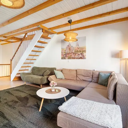 Ganzes - Grosse Stadtidylle Im Zentrum