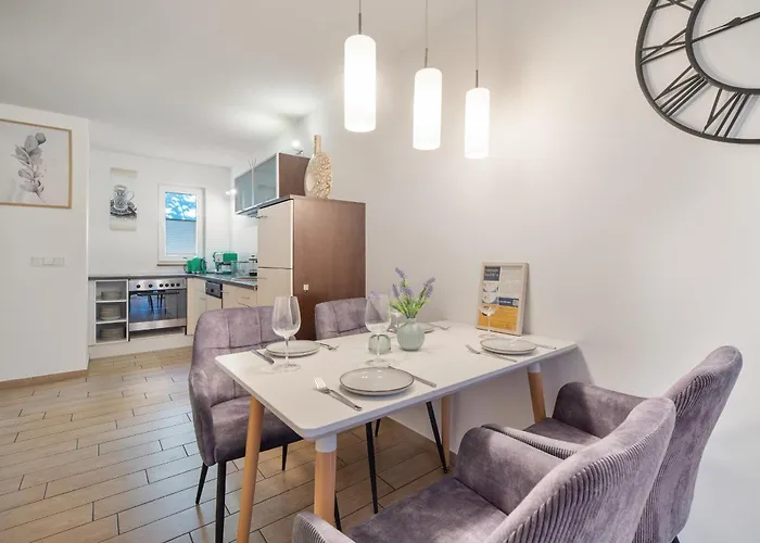 Ganzes - Grosse Stadtidylle Im Zentrum Lägenhet *