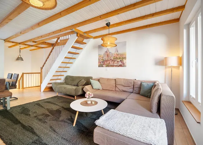 Ganzes - Grosse Stadtidylle Im Zentrum