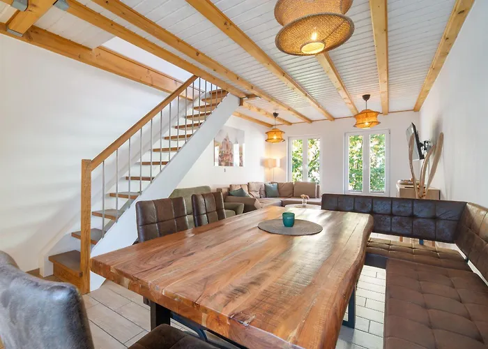 Lägenhet Ganzes - Grosse Stadtidylle Im Zentrum